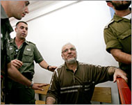 الدويك دعا من سجنه حماس وفتح إلى وقف التراشق الإعلامي (رويترز -أرشيف)
