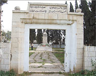 مقبرة جنين تستعيد استبسال الجيش العراقي في الدفاع عن فلسطين (الجزيرة نت)