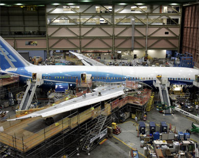 تأمل بوينغ تسليم أول طائرة دريملاينر 787 في الربع الأخير من 2010 (الفرنسية)