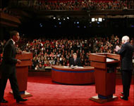 محاور المناظرة ستعتمد على ما يطرحه الجمهور من أسئلة على المرشحين(رويترز-أرشيف)