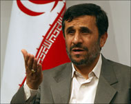 أحمدي نجاد تشن عليه إسرائيل حملة لمنعالتقائه رؤساء أوروبيين (الفرنسية)