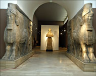 مجموعة من آثار العراق في المتحف الوطني (الفرنسية  أرشيف)