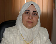 مديرة المشاريع بجمعية الخدمة العامة منال صيام (الجزيرة) 