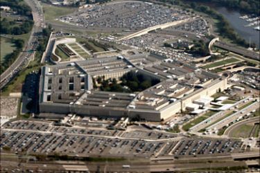 r_An aerial view of the Pentagon in Washington August 31, 2010. REUTERS/Jason Reed (UNITED STATES