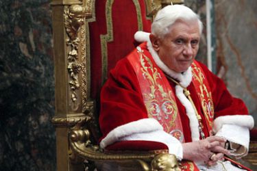 Pope Benedict XVI attends an audience with Vatican-accredited diplomats at the Vatican, 10 January 2011. Pope Benedict called on Monday for Pakistan to repeal its anti-blasphemy law,