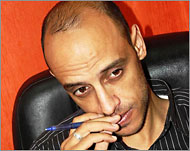 علي عبيدات: الشباب العربي يجب أن ينحاز لثورة الشباب المصري (الجزيرة نت)