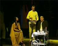 مشهد من إحدى المسرحيات المشاركة في  المهرجان الثالث للمسرح العربي في بيروت