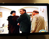 القذافي اجتمع حسب التلفزيون الليبي بزعماء قبائل من الشرق الليبي (الفرنسية)