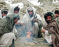  صورة أرشيفية لمسلحين من رجال القبائل البشتون في ولاية باكتيا الأفغانية (الجزيرة)
