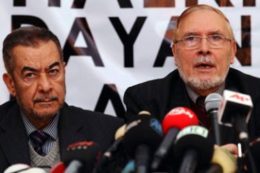 Muslim Brotherhood leader Mohammad Riad Shakfa (R) speaks during a press conference with political representative Mohammad Faruk Tayfur (L) in Istanbul, on November 17, 2011. The leader of Syria's exiled Muslim Brotherhood said that his compatriots would accept Turkish 'intervention' in the country to resolve months of bloody unrest.