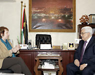 كاثرين أشتون التقت الرئيس الفلسطيني قبل انتهاء اللقاءات الاستكشافية (الفرنسية)