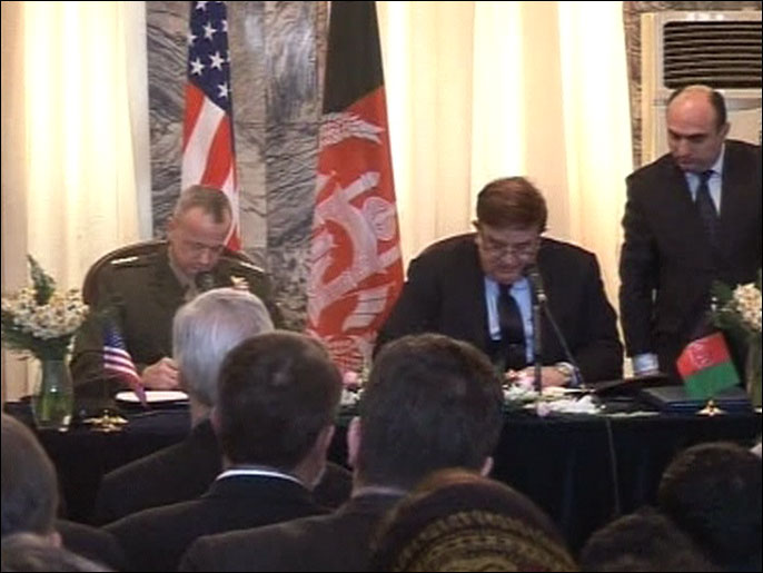 ‪الجزيرة)‬ اتفاق تسليم بغرام للسلطات الأفغانية يفتح صفحة علاقات جديدة بين واشنطن وكابل
