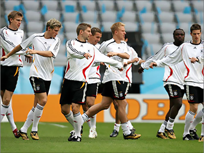 ألمانيا تعتبر دائما من المنتخبات المرشحة في جميع البطولات (رويترز-أرشيف)
