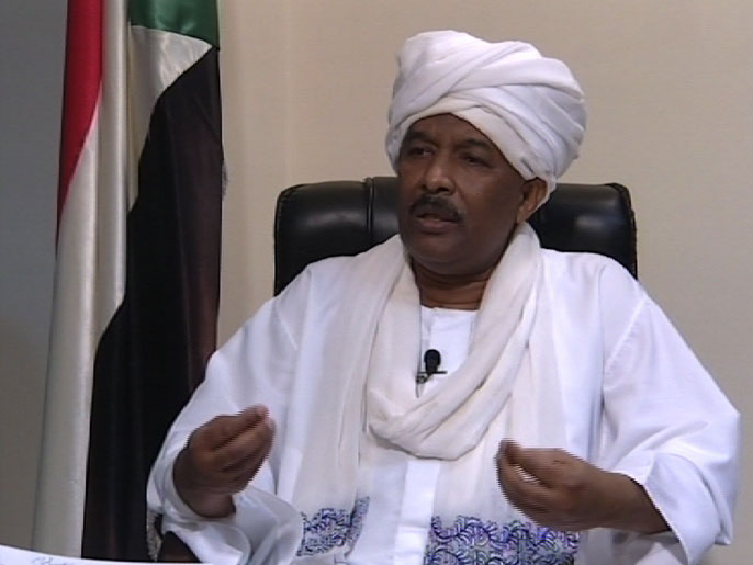 إدريس سليمان أكد تراجع عددحالات التسلل من السودانيين (الجزيرة نت)
