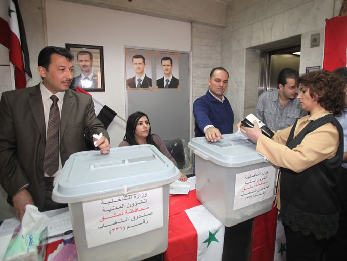 دمشق أعلنت نتائج الانتخابات التشريعية وقالت إن نسبة المشاركة بلغت نحو 51% (الفرنسية)