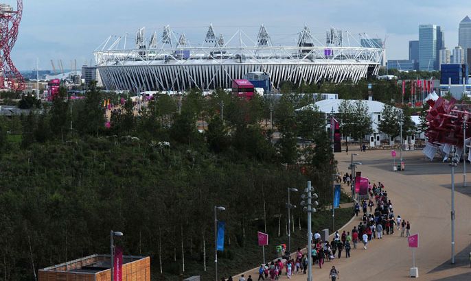 AA878 - London, Greater London, UNITED KINGDOM : A general view of the London 2012 Olympic Park is pictured in east London, on July 21, 2012, ahead of the start of the London 2012 Olympic Games on July 27, 2012. AFP PHOTO / CARL COURT