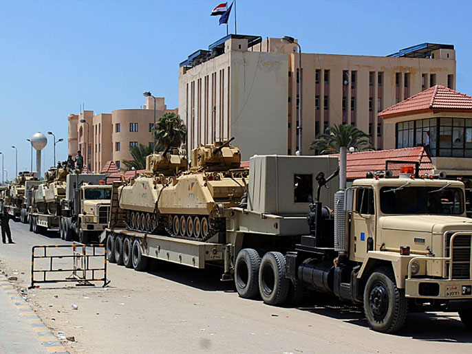 الجيش المصري دفع بتعزيزات عسكرية إلى سيناء بعد الهجوم (الفرنسية-أرشيف)