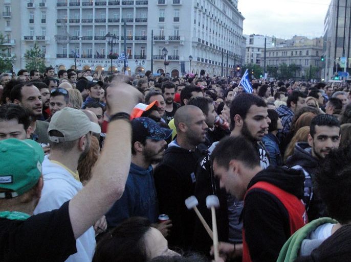 تجمع يوناني ضخم في ساحة البرلمان