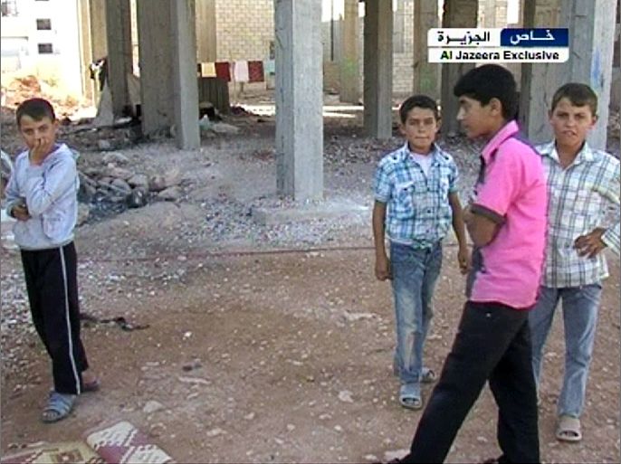 معاناة الأطفال في مدينة حلب مع استمرار القصف الجوي