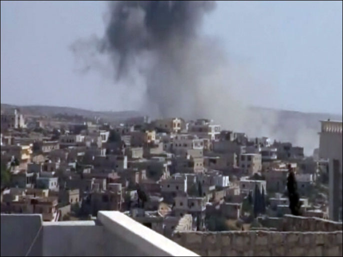 الجيش السوري النظامي يواصل قصف المدن والأحياء (الجزيرة)
