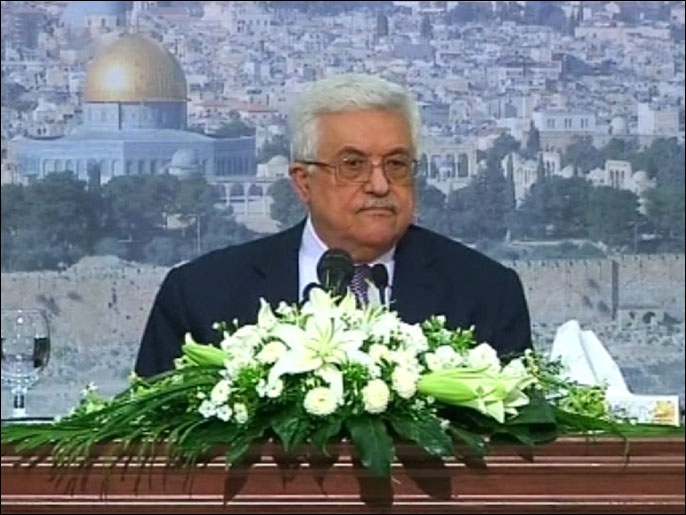 محمود عباس أكد في كلمة متلفزة ضرورة إنهاء الانقسام (الجزيرة)
