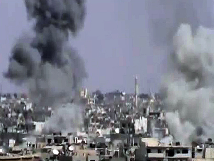 قوات النظام تواصل قصف المدن والبلدات السورية (الفرنسية-أرشيف)