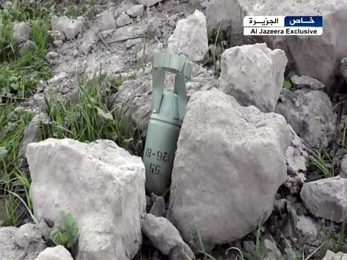 ناشطون ومنظمات دولية أكدوا استخدام قوات الأسد قنابل عنقودية ضد المدنيين