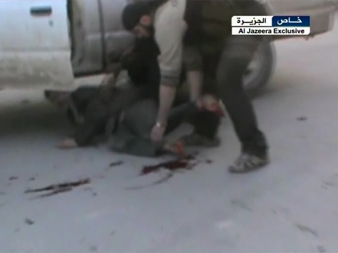 ‪قوات النظام السوري وأجهزته مارست قمعا متواصلا ضد الصحفيين‬ (الجزيرة)