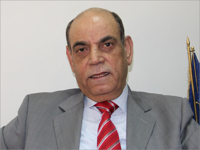 ‪حماد: الدعوة لأي قمة عربية مصغرة يفترض بها تكريس وحدة التمثيل الفلسطيني‬ (الجزيرة)