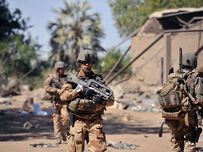 القوات الفرنسية تتواجد بمالي منذ يناير/كانون الثاني الماضي (الفرنسية-أرشيف)