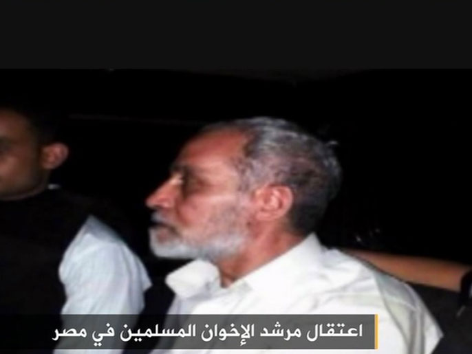 ‪المرشد العام للإخوان أكد تعرضه للاعتداء عند اعتقاله‬  (الجزيرة)