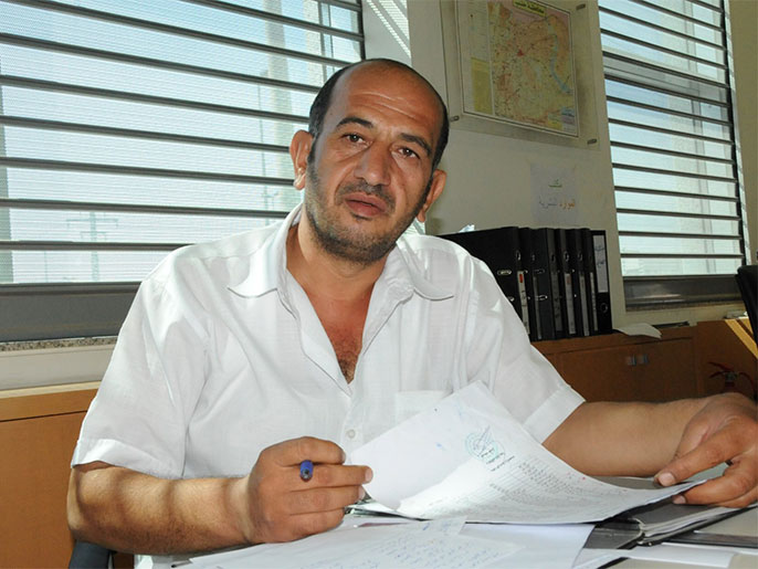 يوسف عثمان مدير الدراسات والإحصاء بإدارة المدينة الصناعية بحلب(الجزيرة)