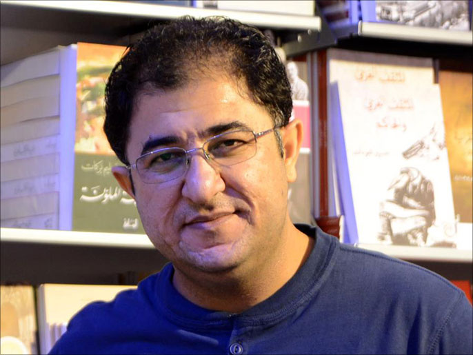 هيثم حسين أصدر أعمالا أدبية عدة في الرواية والنقد والترجمة(الجزيرة)