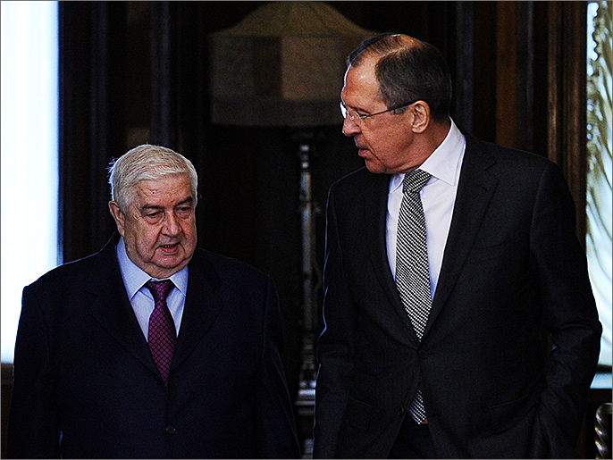 المعلم (يسار) سيجري محادثات بموسكو مع لافروف بشأن الوضع بسوريا (الفرنسية)