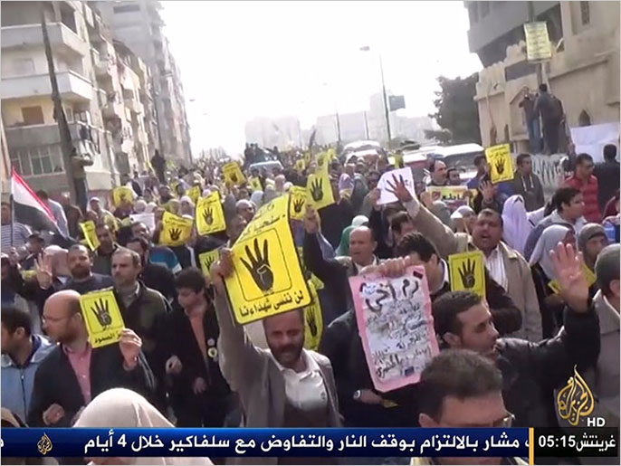  تحالف دعم الشرعية نظم مسيرات ضد الانقلاب في عدد من المحافظات (الجزيرة)