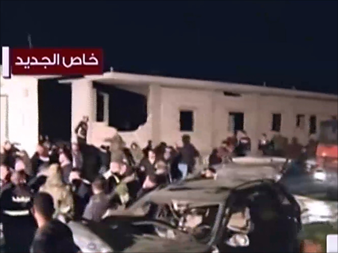‪تفجير بلدة النبي عثمان جاء بعد سيطرة قوات النظام السوري على يبرود‬  (الجزيرة)