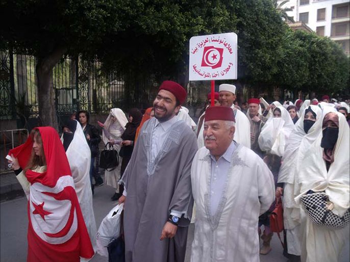 جانب من تظاهرة إحياء اللباس التقليدي في تونس