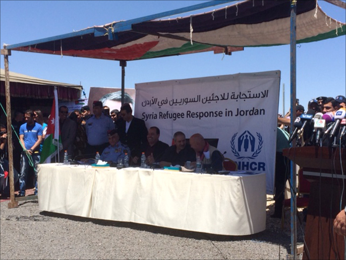 ‪السلطات الأردنية: تمت الاستفادة من أخطاء العمل في مخيم الزعتري للاجئين‬ (الجزيرة)