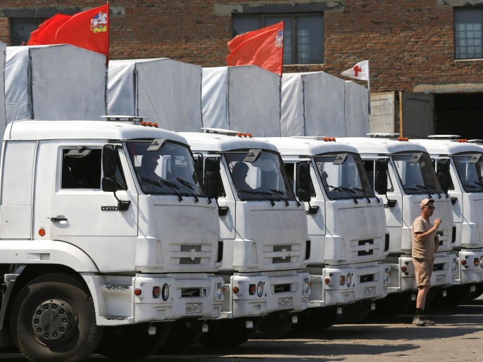 ‪تم الاتفاق على بدء تفتيش قافلة المساعدات الروسية الإنسانية لأوكرانيا‬ (رويترز)