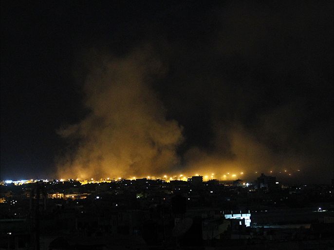 Smoke and fire billow following an Israeli air strike in Rafah in the southern of Gaza Strip on August 09, 2014. Israeli warplanes pounded targets in Gaza, a day after killing at least five Palestinians, and militants fired dozens of rockets into Israel after attempts to extend a three-day truce stalled. AFP