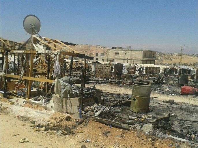 مخيمات للاجئين السوريين احترقت في معارك عرسال ولاجئوها بلا مأوى