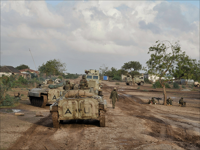 ‪قوات أفريقية بمدينة بولامرير جنوبي العاصمة الصومالية‬ (الجزيرة-أرشيف)