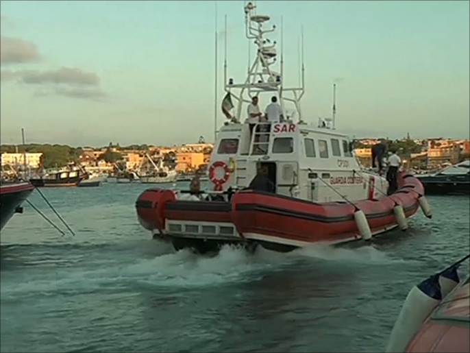 انقطاع الاتصال بقارب يقل مهاجرين قرب جزيرة لامبيدوزا الإيطالية (الجزيرة-أرشيف)