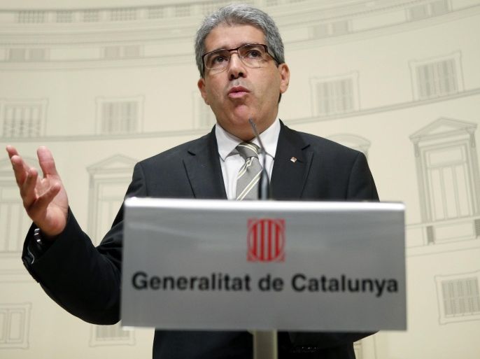 Catalonia's regional spokesperson Francesc Homs attends a news conference at Palau de la Generalitat in Barcelona October 3, 2014. REUTERS/Albert Gea (SPAIN - Tags: POLITICS)