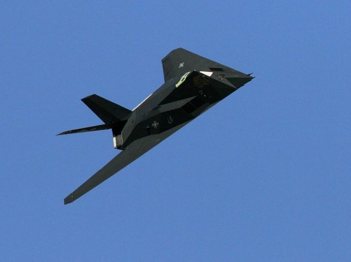 INDIAN SPRINGS, NV - SEPTEMBER 14: An F-117A Nighthawk flies by during a U.S. Air Force firepower demonstration at the Nevada Test and Training Range September 14, 2007 near Indian Springs, Nevada.