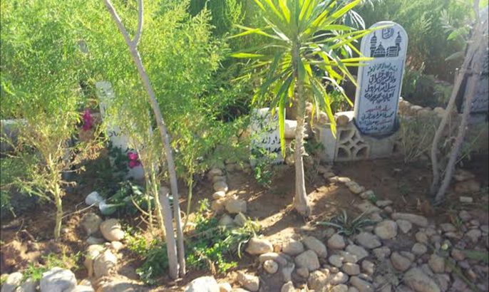 مقبرة الشهداء في حي القابون والتي تحوي مئات القبور لشهداء من القابون وبرزة وأحياء أخرى
