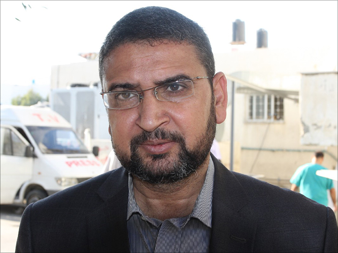 ‪أبو زهري قال إن الاتهامات محاولة لتصدير الأزمة الإسرائيلية والهروب من المسؤولية‬ (الجزيرة)