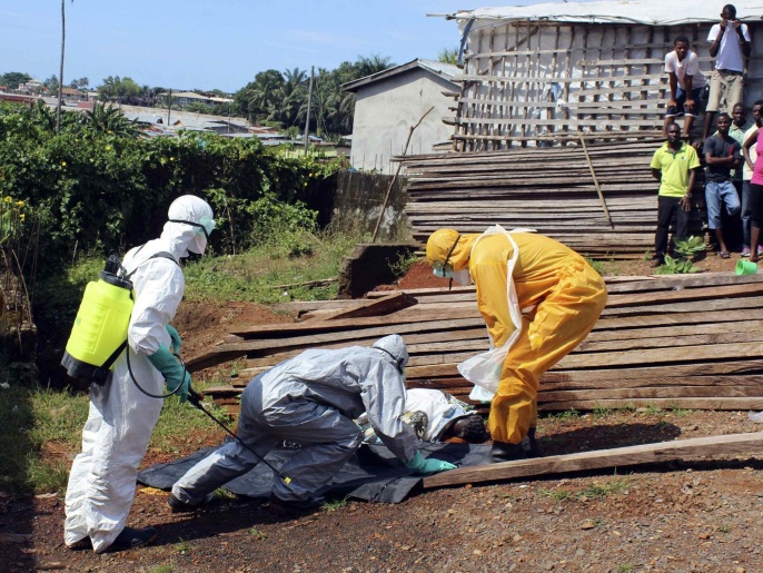 منظمة الصحة: عدد ضحايا إيبولا ارتفع إلى 5459 شخصا (رويترز)