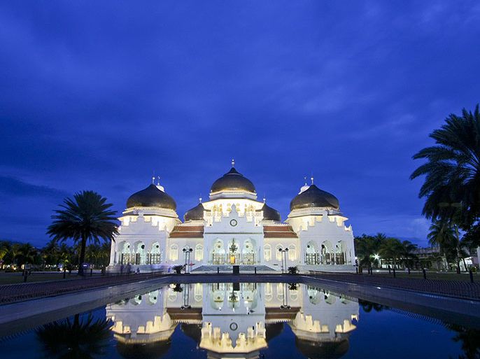 آتشيه Masjid Baiturrahman Banda Aceh - الموسوعة