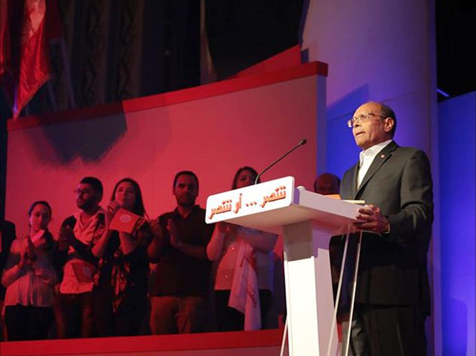 المرزوقي يحظى بثقة حركة النهضة خلال الانتخابات (نوفمبر/تشرين الثاني قاعة الكوليزي بالعاصمة تونس)